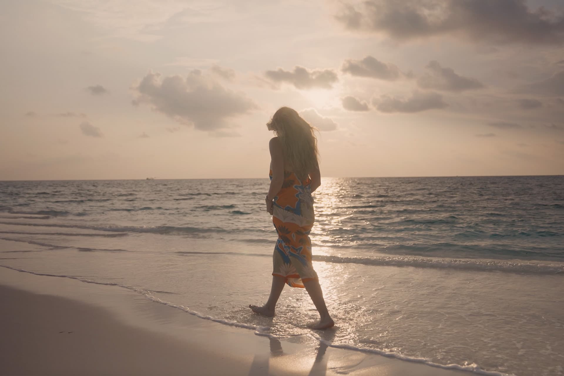 Kristel Bechara Artist in residence - IntercContiental Maldives